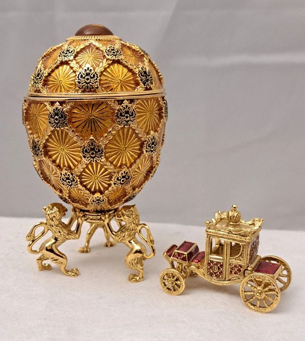 копия яйца фаберже Joan Rivers